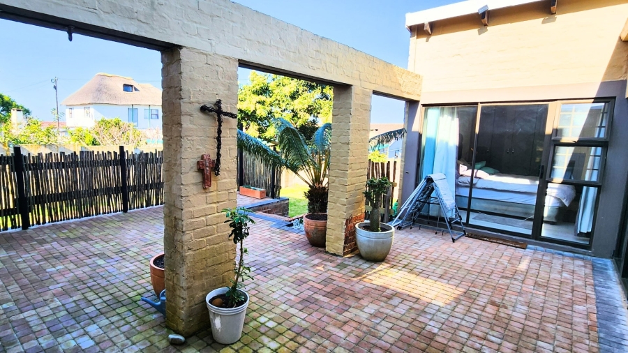 4 Bedroom Property for Sale in Dana Bay Western Cape